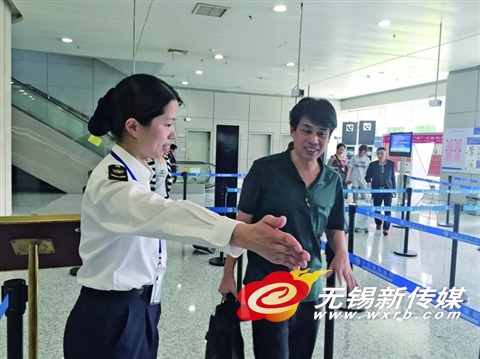 坚毅而温柔的国门卫士